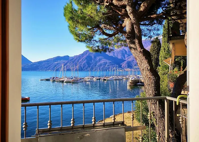 Marina Bay By Design *