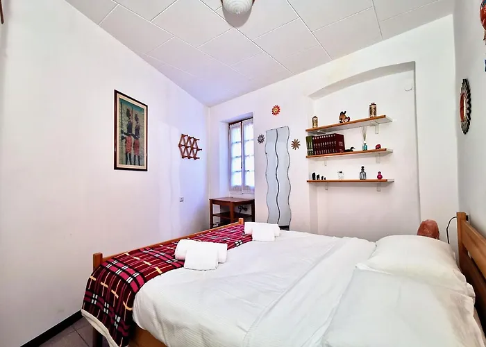 Marina Bay By Design Bellano